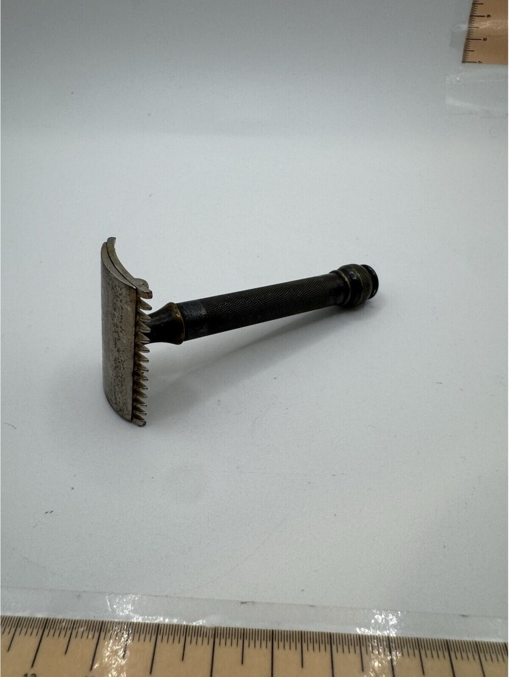 Gillette Old Type Vintage double edge double comb Safety Razor